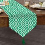 - UcgenRunner-5116yesil-Gorsel1 - Realhomes  Özel Tasarım Yaşil Ikat Desenli Dijital Baskılı Püsküllü Şönil Üçgen Runner Realhomes