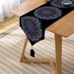 - UcgenRunner-5132-Gorsel2 - Realhomes Beyaz Zeminde Açık Renkte Mandala Püsküllü Şönil Üçgen Runner Realhomes