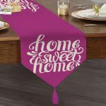 Home Sweet Home Dijital Baskılı Dekoratif Püsküllü Şönil Üçgen Runner Realhomes