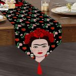 Özel Tasarım Frida Dijital Baskılı Püsküllü Şönil Üçgen Runner Realhomes