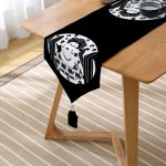 Black Frida Kahlo Basklı Püsküllü Şönil Üçgen Runner Realhomes