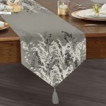 - UcgenRunner-5233gri-Gorsel1 - Realhomes  Gri Zeminde Fuşya Ve Beyaz Çiçek Tasarımlı Püsküllü Şönil Üçgen Runner Realhomes