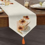 - UcgenRunner-5280-1-Gorsel1 - Realhomes Beyaz Zemin Üzerinde Kurumuş Çiçek Motifli Modern Püsküllü Şönil Üçgen Runner Realhomes