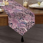- UcgenRunner-5284-Gorsel1 - Realhomes Lila Zemin Üzerinde Leopar Deseni Baskılı Özel Tasarım Dekoratif Püsküllü Şönil Üçgen Runner Realhomes