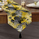 Sarı Zemin Üzerinde Beyaz Ve Gri Yaprak Motifli Püsküllü Şönil Üçgen Runner Realhomes