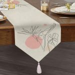 Karakalem Yaprak Çizimli Özel Tasarım Modern Püsküllü Şönil Üçgen Runner Realhomes