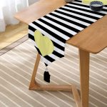 RealHomes Dijital Baskılı Özel Tasarım Püsküllü Şönil Üçgen Runner Realhomes