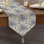 Gri Zemiminde Geometrik Çiçek Motifli Püsküllü Şönil Üçgen Runner Realhomes