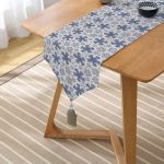 Gri Kot Zemin Üzerinde Kristal Taneleri Motifli Püsküllü Şönil Üçgen Runner Realhomes