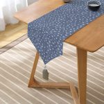 Lacivert Kot Zemin Üzerinde Yıldız Motifli Püsküllü Şönil Üçgen Runner Realhomes