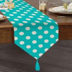 Puantiyeli Dijital Baskılı Dekoratif Püsküllü Şönil Üçgen Runner Realhomes