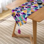 - UcgenRunner-5514-Gorsel2 - Realhomes  Leopar Zemin Üzerinde Tropik Yapraklar Tasarımlı Modern Püsküllü Şönil Üçgen Runner Realhomes