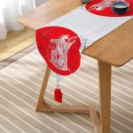 Ağaç Dal Motifli Japan Kız Motifli Dekoratif Püsküllü Şönil Üçgen Runner Realhomes