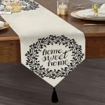 Home Sweet Home Dijital Baskılı Dekoratif Püsküllü Şönil Üçgen Runner Realhomes