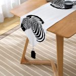 - UcgenRunner-604-Gorsel2 - Realhomes Realhomes Dijital Baskılı Modern Püsküllü Şönil Üçgen Runner Realhomes