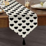 - UcgenRunner-607-Gorsel1 - Realhomes  RealHomes Dijital Baskılı Özel Tasarım Püsküllü Şönil Üçgen Runner Realhomes