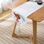 RealHomes Dijital Baskılı Özel Tasarım Püsküllü Şönil Üçgen Runner Realhomes