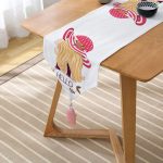 Fashion Girl Dijital Baskılı Modern Püsküllü Şönil Üçgen Runner Realhomes