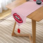 - UcgenRunner-74-Gorsel2 - Realhomes RealHomes Dijital Baskılı Özel Tasarım Püsküllü Şönil Üçgen Runner Realhomes