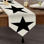 - UcgenRunner-762-Gorsel1 - Realhomes Modern Yıldız Desenli Dijital Baskılı Dekoratif Püsküllü Şönil Üçgen Runner Realhomes