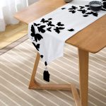 - UcgenRunner-767-Gorsel2 - Realhomes  Modern Kelebek Dijital Baskılı Dekoratif Püsküllü Şönil Üçgen Runner Realhomes