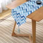 Realhomes Zigzag Desen Dijital Baskılı Dekoratif Özel Tasarım Püsküllü Şönil Üçgen Runner Realhomes