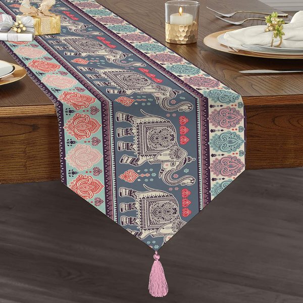 - UcgenRunner-774-Gorsel1 - Realhomes  Home Sweet Home Dijital Baskılı Püsküllü Şönil Üçgen Runner Realhomes