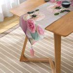 - UcgenRunner-837-Gorsel2 - Realhomes  Çiçek Temalı Dijital Baskılı Püsküllü Şönil Üçgen Runner Realhomes