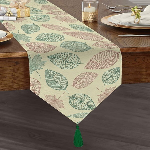 - UcgenRunner-839-Gorsel1 - Realhomes  Real Homes Dijital Baskılı Özel Tasarım Püsküllü Şönil Üçgen Runner Realhomes