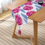 - UcgenRunner-860-Gorsel2 - Realhomes Modern Çiçek Desenli Dijital Baskılı Püsküllü Şönil Üçgen Runner Realhomes