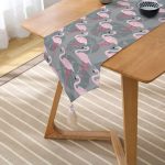 Flamingo Desenli Dijital Baskılı Püsküllü Şönil Üçgen Runner Realhomes