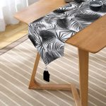 - UcgenRunner-971-Gorsel2 - Realhomes  Real Homes Dijital Baskılı Dekoratif Püsküllü Şönil Üçgen Runner Realhomes