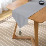 - UcgenRunner-acikgri-Gorsel2 - Realhomes  Düz Açık Gri Renkli Dijital Baskılı Püsküllü Şönil Üçgen Runner Realhomes