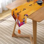 - UcgenRunner-arap3kiz-Gorsel2 - Realhomes  RealHomes Afrikan Kadınlar Temalı Dijital Baskılı Dekoratif Püsküllü Şönil Üçgen Runner Realhomes