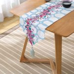 - UcgenRunner-real16-Gorsel2 - Realhomes  RealHomes Sarmaşık Çiçek Desenli Püsküllü Şönil Üçgen Runner Realhomes