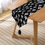 RealHomes Dijital Baskılı Özel Tasarım Püsküllü Şönil Üçgen Runner Realhomes