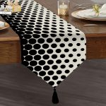 - UcgenRunner-real21-Gorsel1 - Realhomes  RealHomes Dijital Baskılı Geometrik Desen Püsküllü Şönil Üçgen Runner Realhomes