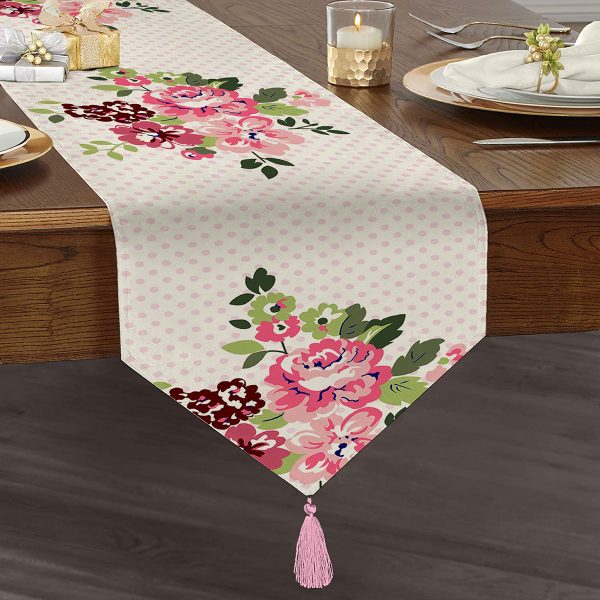 RealHomes Özel Tasarım Dijital Baskılı Dekoratif Püsküllü Şönil Üçgen Runner Realhomes