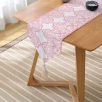 - UcgenRunner-real223-Gorsel2 - Realhomes RealHomes Özel Tasarım Dijital Baskılı Dekoratif Püsküllü Şönil Üçgen Runner Realhomes