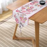 RealHomes Özel Tasarım Dijital Baskılı Dekoratif Püsküllü Şönil Üçgen Runner Realhomes