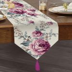 RealHomes Özel Tasarım Dijital Baskılı Dekoratif Püsküllü Şönil Üçgen Runner Realhomes