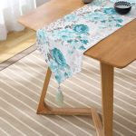 RealHomes Özel Tasarım Dijital Baskılı Dekoratif Püsküllü Şönil Üçgen Runner Realhomes