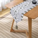 - UcgenRunner-real286-Gorsel2 - Realhomes RealHomes Özel Tasarım Dijital Baskılı Dekoratif Püsküllü Şönil Üçgen Runner Realhomes