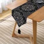 - UcgenRunner-real288-Gorsel2 - Realhomes RealHomes Özel Tasarım Dijital Baskılı Dekoratif Püsküllü Şönil Üçgen Runner Realhomes