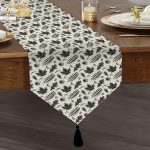 - UcgenRunner-real315-Gorsel1 - Realhomes RealHomes Özel Tasarım Dijital Baskılı Dekoratif Püsküllü Şönil Üçgen Runner Realhomes