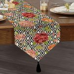 RealHomes Özel Tasarım Dijital Baskılı Dekoratif Püsküllü Şönil Üçgen Runner Realhomes