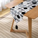 - UcgenRunner-real33-Gorsel2 - Realhomes RealHomes Geometrik Desenli Dijital Baskılı Özel Tasarım Püsküllü Şönil Üçgen Runner Realhomes