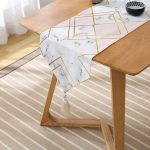 - UcgenRunner-real340-Gorsel2 - Realhomes  RealHomes Özel Tasarım Dijital Baskılı Dekoratif Püsküllü Şönil Üçgen Runner Realhomes