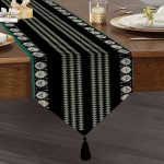 - UcgenRunner-real352-Gorsel1 - Realhomes RealHomes Özel Tasarım Dijital Baskılı Dekoratif Püsküllü Şönil Üçgen Runner Realhomes