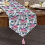 - UcgenRunner-real4-Gorsel1 - Realhomes RealHomes Dijital Baskılı Özel Tasarım Püsküllü Şönil Üçgen Runner Realhomes